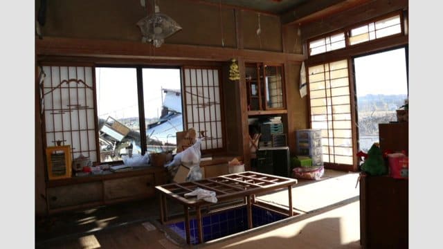 震災の記録 家族と過ごした自宅を撮影
