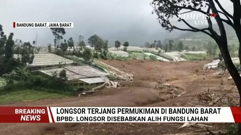 インドネシアで豪雨による大規模土砂崩れ…8人死亡80人以上行方不明　土砂が集落覆い捜索活動難航　雨期でさらなる災害リスクに警戒呼びかけ｜FNNプライムオンライン