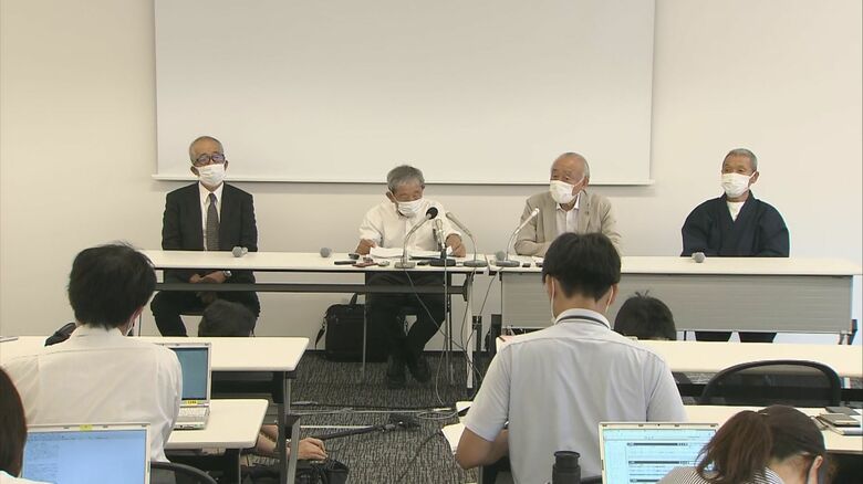 新たな証拠について説明を行う弁護団