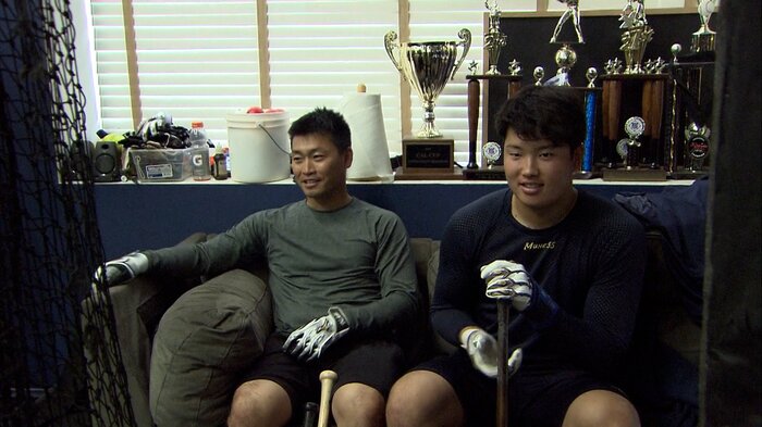 後輩・村上と「チーム青木」を結成