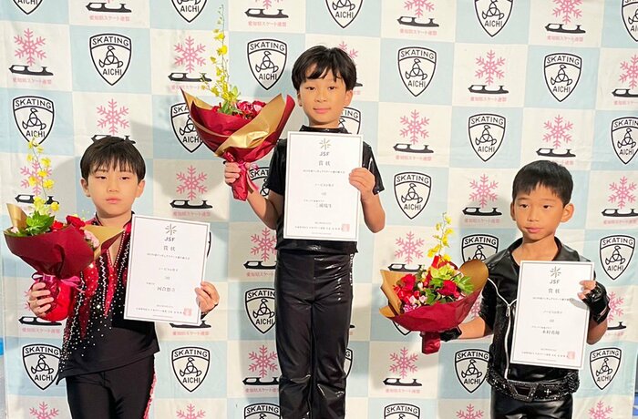 ノービスB男子の表彰台