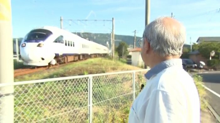 元鹿島市長の桑原允彦さん(77)