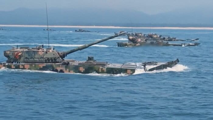 中国軍の台湾周辺での軍事演習