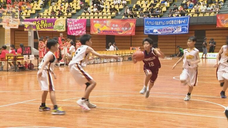 今年で20回目の開催…小学生のバスケ大会「サーラ杯」始まる 愛知県内の男女111チーム約1700人が参加｜FNNプライムオンライン
