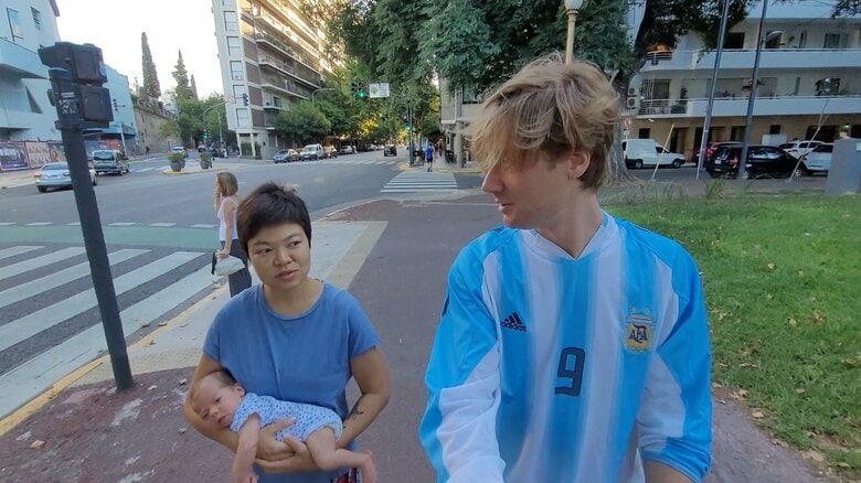 アルゼンチンでロシア人妊婦1万人が出産　「子供には自由な選択を」ウクライナ侵攻1年で移住急増｜FNNプライムオンライン