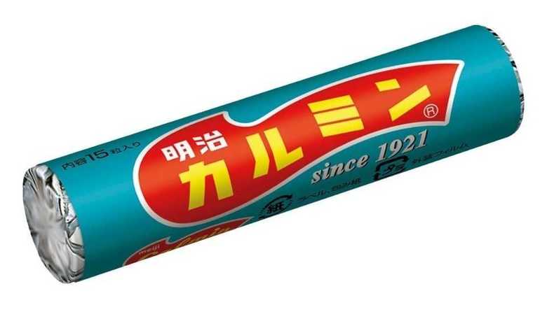 特徴的なパッケージは発売当初からほぼ変わらなかった「カルミン」(提供:明治)