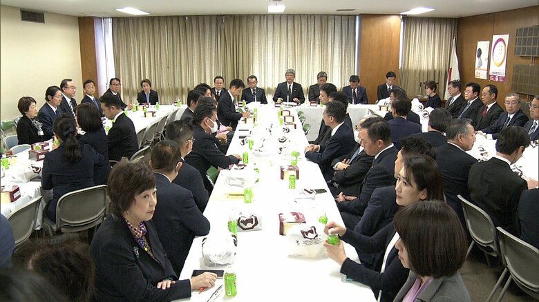 安倍派最後の総会　まばらな拍手が…　2月1日
