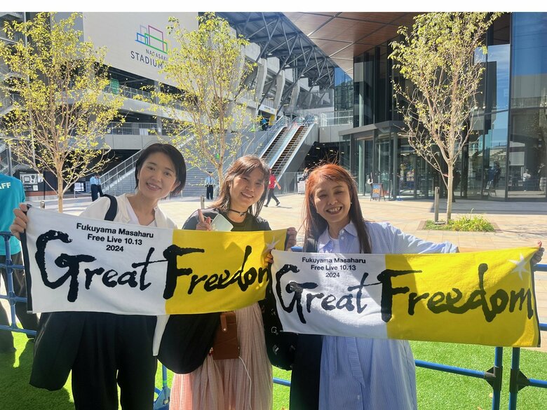 当日はグッズ販売も長蛇の列