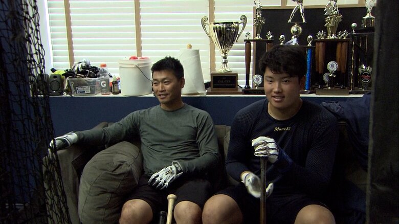 後輩・村上と「チーム青木」を結成