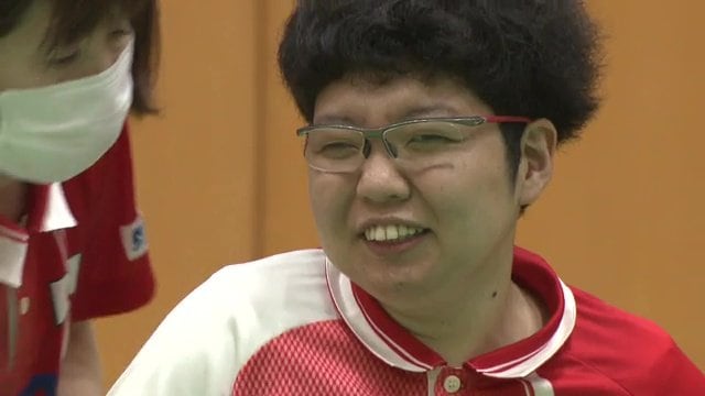 チームを和やかにする遠藤選手の笑顔