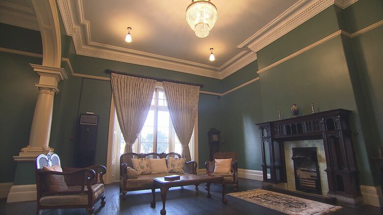 応接室（本館1階）