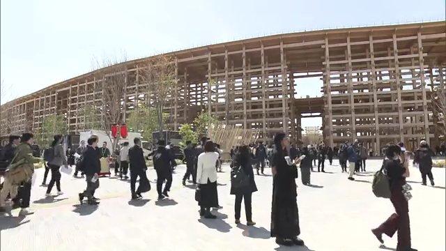 チケットは日時指定制　事前に確認を