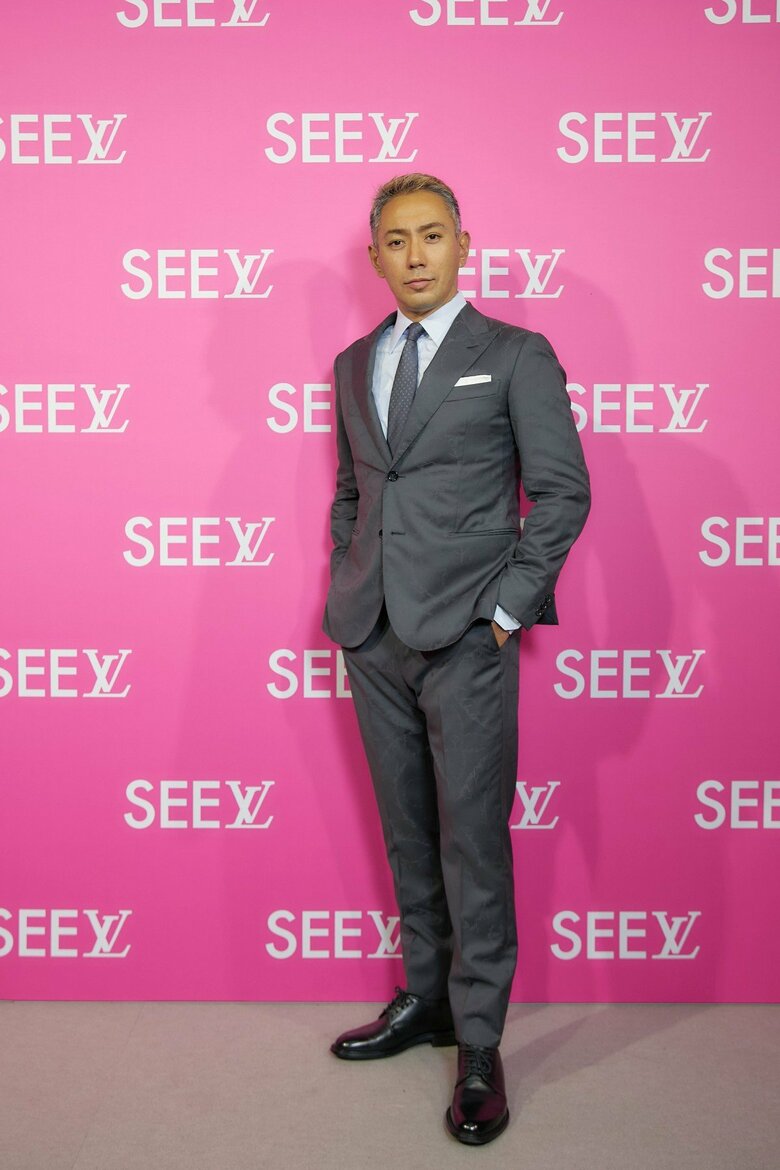 市川海老蔵さん 「SEE LV」展レセプションイベント フォトコール