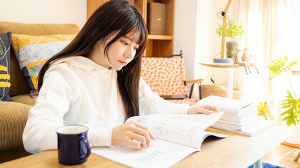 どのタイミングが効果的？勉強中のお茶やコーヒーでのカフェイン摂取…注意点やカフェインレスでの“眠気覚まし”法も聞いた