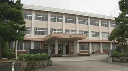 「大変珍しい」双頭のアカハライモリが相次いで2匹も誕生　富山・入善高校の飼育個体が産卵して孵化