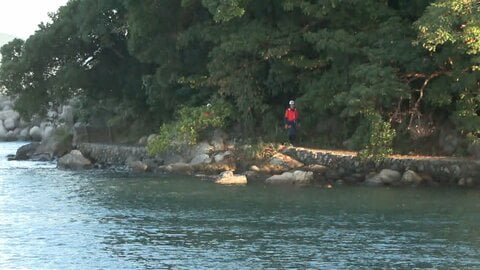 沖に流された男子中学生2人と高校生1人の捜索続く　中学生1人は巡視艇が救助　照島神社付近　鹿児島・いちき串木野市