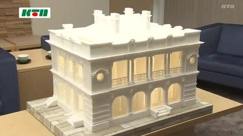 元シェフが繊細なナイフさばきで力作！「旧英国領事館」の模型を寄贈 発泡スチロールの廃材を活用