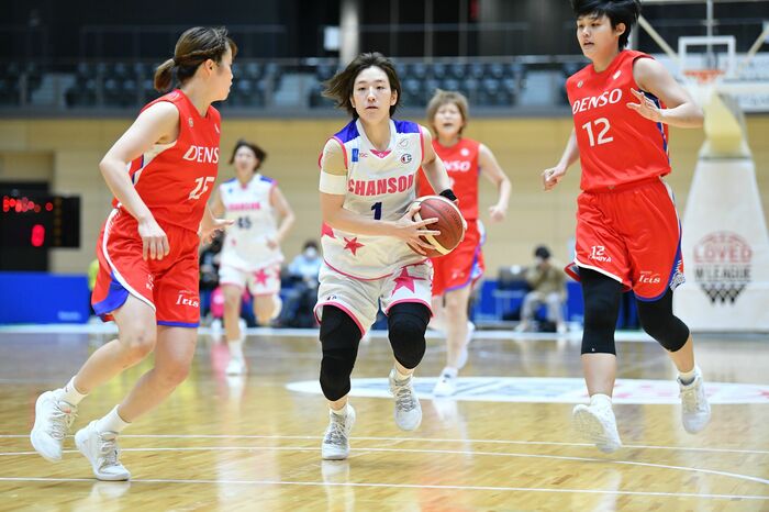 今季初勝利のシャンソンの主将、小池遥選手(10月24日、デンソー戦より)