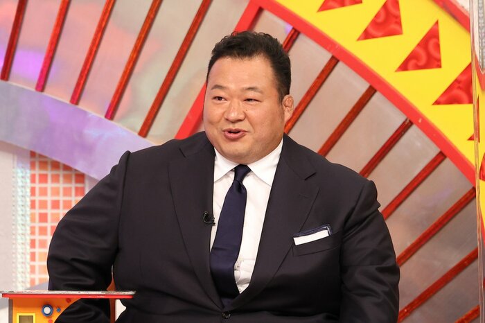 最近「牛車」に通うようになった理由を語る井筒親方