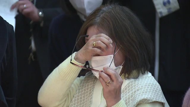 創作劇に込められた思いに涙をする人も