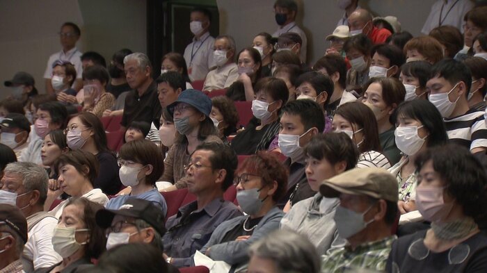 合計約2,000人が会場に集まった
