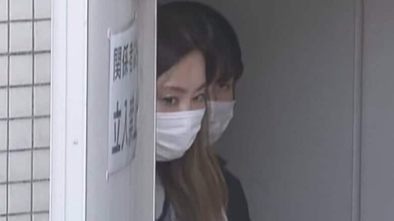 事件直前に2人で家を出たか…59歳会社社長が自宅マンション前で複数回刺され死亡 知人とみられる50歳女を逮捕｜FNNプライムオンライン