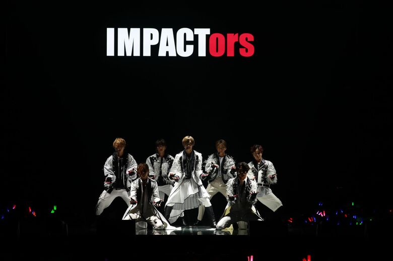 (c) マイナビ TOKYO GIRLS COLLECTION 2022 AUTUMN/WINTER