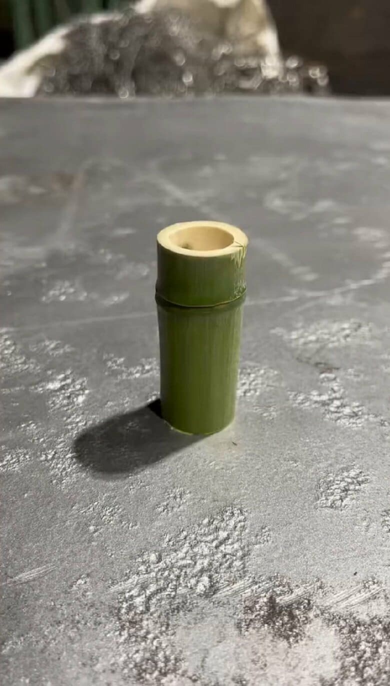 短く切った状態の竹