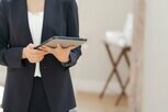 「断りきれず、一線を越えてしまい」女性教師・32歳を懲戒免職 教え子の男子中学生との“過ち”とは 都教委発表