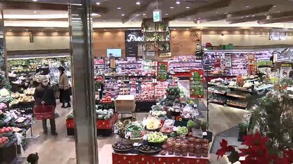 スーパー「三が日休業」が拡大中 数億円の損失も「従業員満足度アップに」大手の営業は？