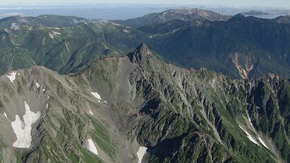 「シャリバテ（ハンガーノック）防ごう」夏の山岳遭難“疲労”で救助多発…熱中症の症状も　水分量、カロリーの目安は