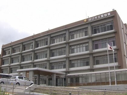 自ら警察に通報…車内で父親を刺し殺そうとした疑いで19歳息子を逮捕 父親は包丁をかわして取り上げケガなし