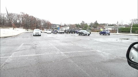 冬眠は…クマが動物園の駐車場で男性職員襲う　右肩かまれ右脇腹や顔などにケガ　病院搬送も会話できる状態　秋田市