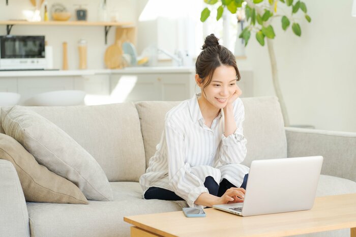 家電レンタルサービスはネットで選んで注文することができる(画像はイメージ)