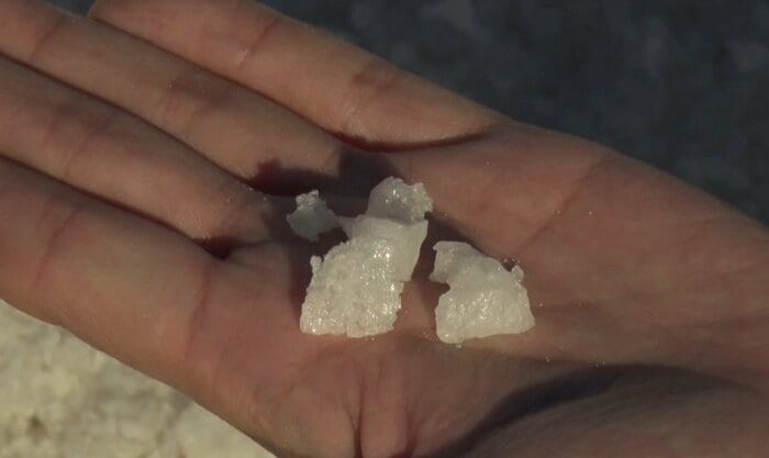 トゥズ湖で採れた塩