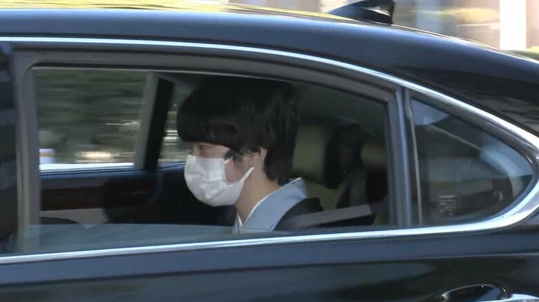 水色の和風姿の悠仁さま（2022年1月1日）