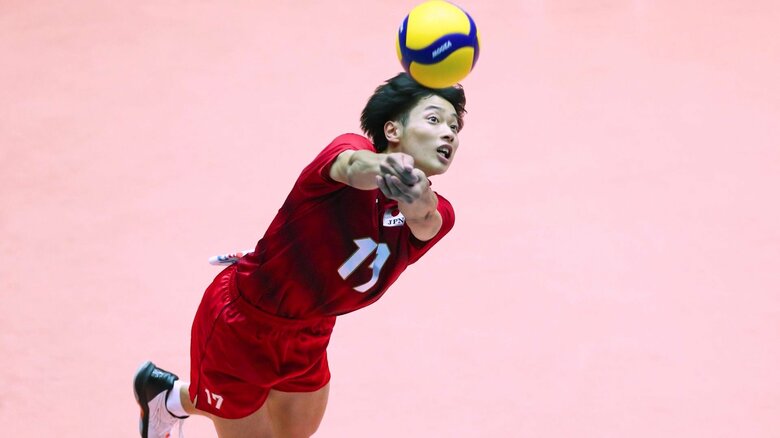 U18日本代表ではリベロとして活躍した亀岡選手（写真：ⒸAVC）