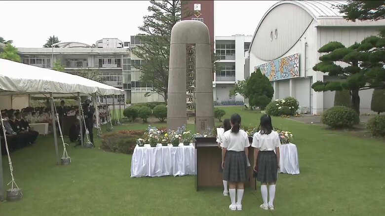 追悼の集いの様子（大阪教育大学附属池田小学校 8日午前）