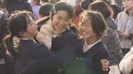 「やった～」松山西・今治東中等教育学校で合格発表　２７５人喜びの春「携帯もらえる、うれしい」【愛媛】