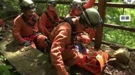 みちのく潮風トレイルで初の救助訓練　警察と消防が合同で搬送　岩手県田野畑村