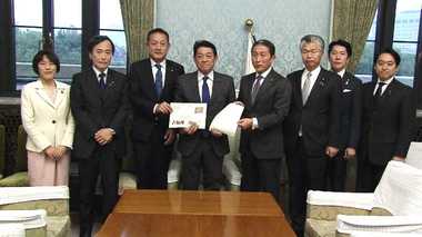 与野党が「桜を見る会」追及の裏では共闘も! 「それはそれ」参議院バリアフリー予算要求で見た光景