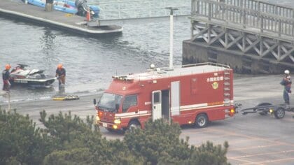 「友人がおぼれ…」江の島で男性1人海に転落　搬送時に意識なし　現場は第二岩屋付近か　遊泳可能エリア　神奈川