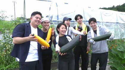 アメリカ・ボストンの大学生が秋田・大仙市で農業体験　「真の日本の美しさがある」農村の魅力を実感　甘酒で縁を結んだ女性起業家と広がる“秋田ファン”の輪