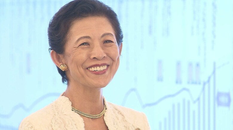 高円宮妃久子さまが昭和天皇も立ち寄られたセーレン旧本館ビルをご来訪　「随分おしゃれなエアコンですね」繊維王国・福井で築かれた染色技術を熱心にご見学　　｜FNNプライムオンライン
