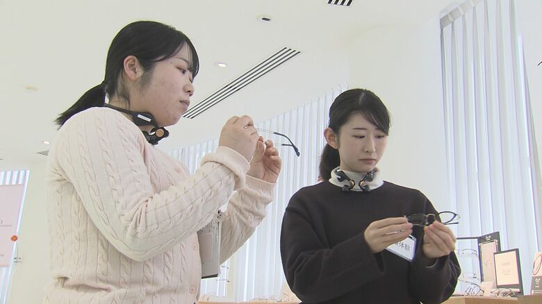 目指せUターン就職率3割…福井県が学生と企業をマッチング　関西の大学生が眼鏡フレームメーカー見学｜FNNプライムオンライン