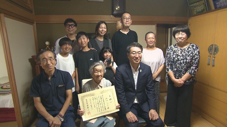 きょうは敬老の日　今年度100歳になる新潟市の女性　元気の秘訣は”畑仕事”と”ニンニク”【新潟市】｜FNNプライムオンライン