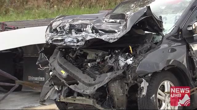 高所作業車や乗用車など3台絡む事故 乗用車運転の男性死亡 対向車線はみだしか 北海道赤平市