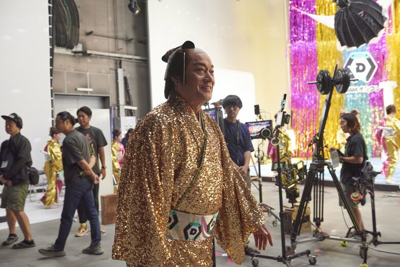 「DMMオンクレ」新TVCM 「毎日がカルナバル」編