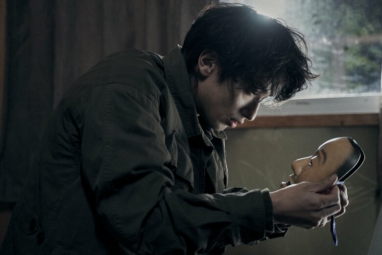 『ヴィレッジ』　公開中　KADOKAWA／スターサンズ　(c)2023 「ヴィレッジ」製作委員会