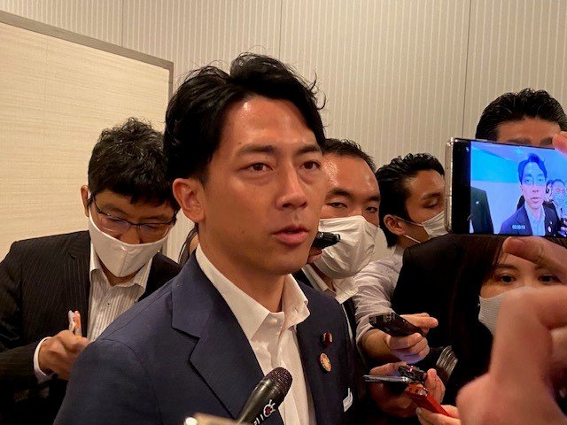 小泉氏「一緒に改革を成し遂げていきたい」